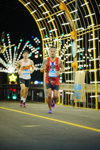 BIB: 40096, 000, 74422
                            <button type="button" onclick="openModal(22810138)" class="btn btn-primary btn-sm float-right btn-popup" data-toggle="modal" data-target=".modal-high-quality">
                        <i class="fas fa-shopping-cart"></i> Add to Cart
                    </button>
                                            <button type="button" onclick="isThisMe(22810138, true)" class="btn btn-success btn-sm float-right btn-popup btn-isme hidden" data-toggle="tooltip" data-placement="bottom" title="นี่คือรูปของคุณใช่ไหม คลิกที่นี่เพื่อเอาเข้าอัลบั้ม">
                        <i class="fas fa-plus"></i> Add to album
                    </button>
                    <button type="button" onclick="isThisMe(22810138, false)" class="btn btn-warning btn-sm float-right btn-popup btn-isnotme hidden">
                        <i class="fas fa-ban"></i> Remove from album
                    </button>